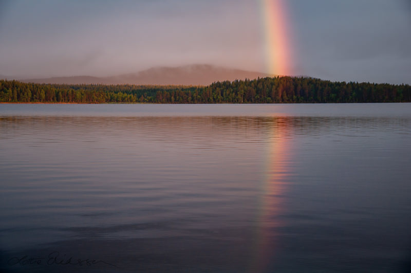 SE_lake_rainbow_reflection_tranquil_foggymountains_forest
