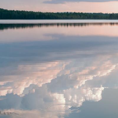 Se Lake Tranquil Cloudreflections Forestreflections Dusk
