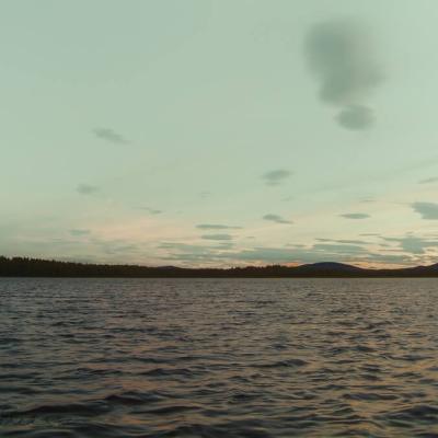 Se Norrbotten Lake Summernight Sky Cloud900