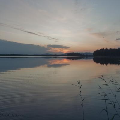 Se Norrbotten Lake Sunset Tranquil Reflections Ripples900