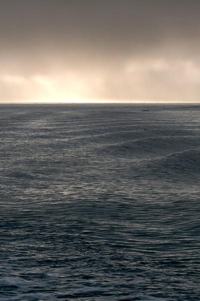 Svalbard Ishavet Dusk Overcast Big Waves900