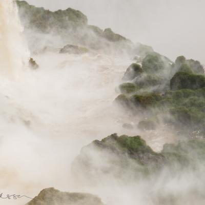 Br Foz Do Iguacu Waterfalls White Mist Forest Steaming 