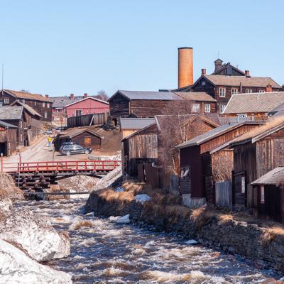 No Rros River Coppermining Old Wooden Houses Street