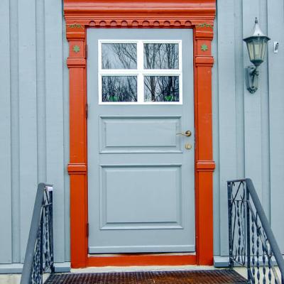 No Roros Light Blue House And Door Red Framing Carpentersjoy900