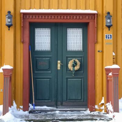 No Roros Yellow House Darkblue Door Red Framing900