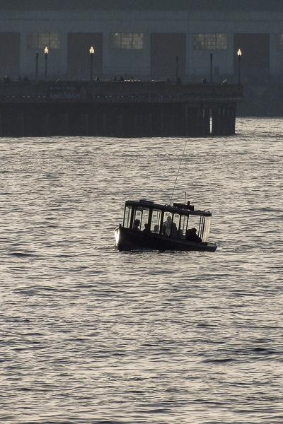 Sanfranciscobay Tourboat Waterlevel