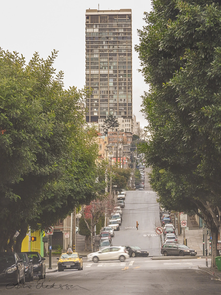 US_sanfrancisco_hilly_street_highrise